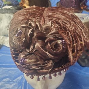 Ladies day cap, brown